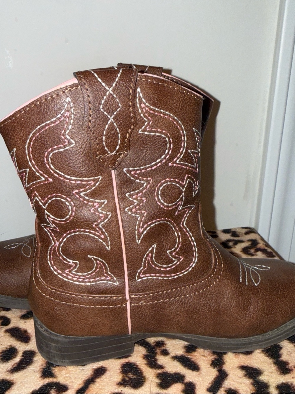 wonder nation Brown and Pink Girls' Western Pull-On Boots